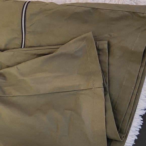 Hot Topic Social Collision Green Zip-Off Maxi Skirt Plus Size - Picture 15 of 16